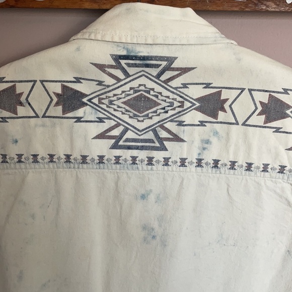 Forever 21 Acid Wash Jean Vest - Picture 5 of 5